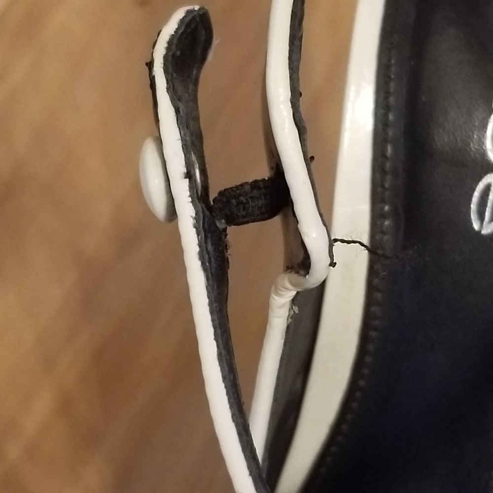Heels - Picture 6 of 6